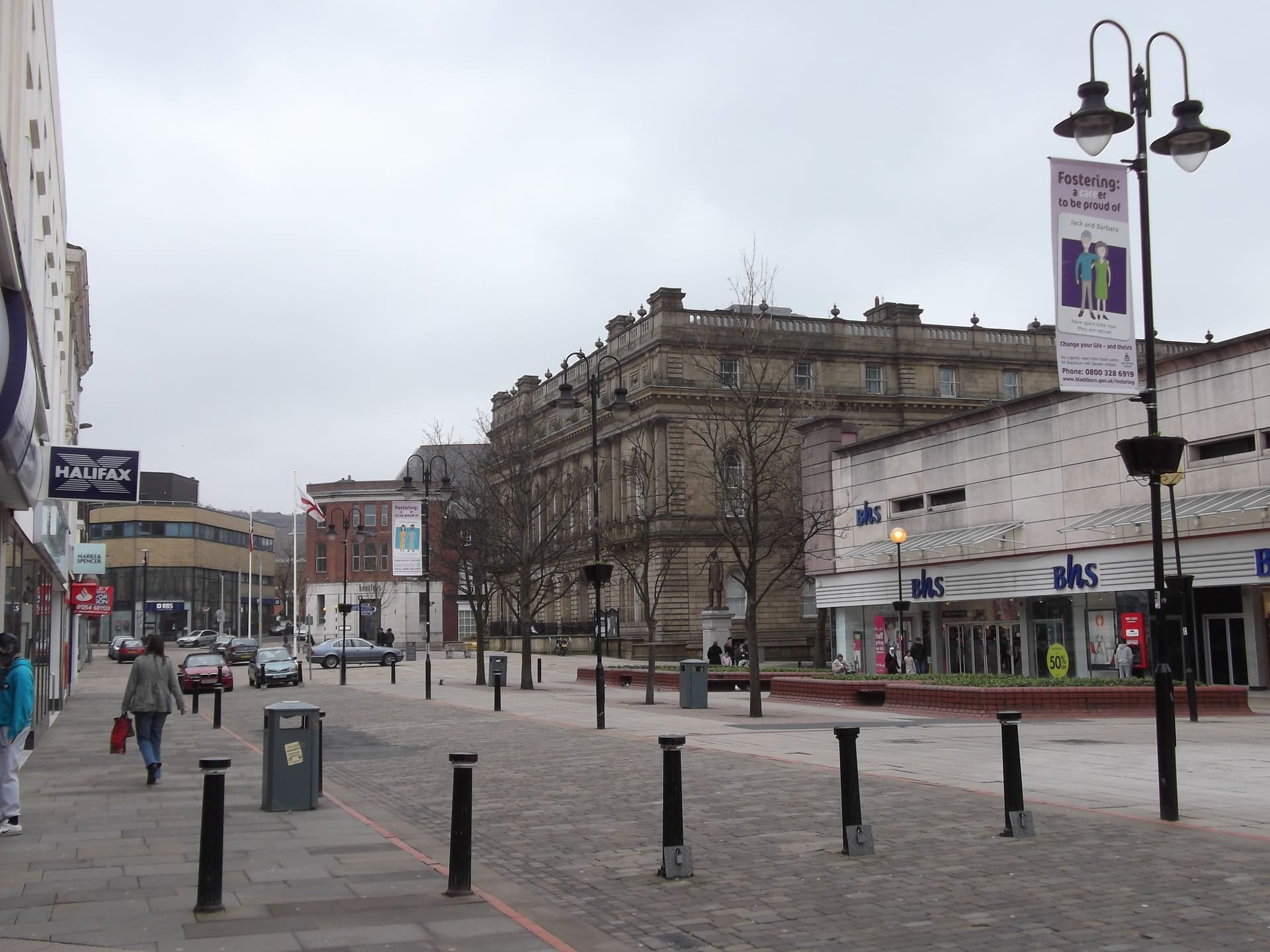 Blackburn Town Hall over the paving of King William Street.